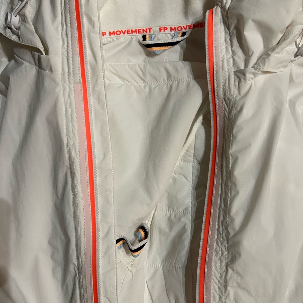NWT $498 Free People FP Movement Shred It 5-in-1 One ski Jacket White sz S - Picture 3 of 3